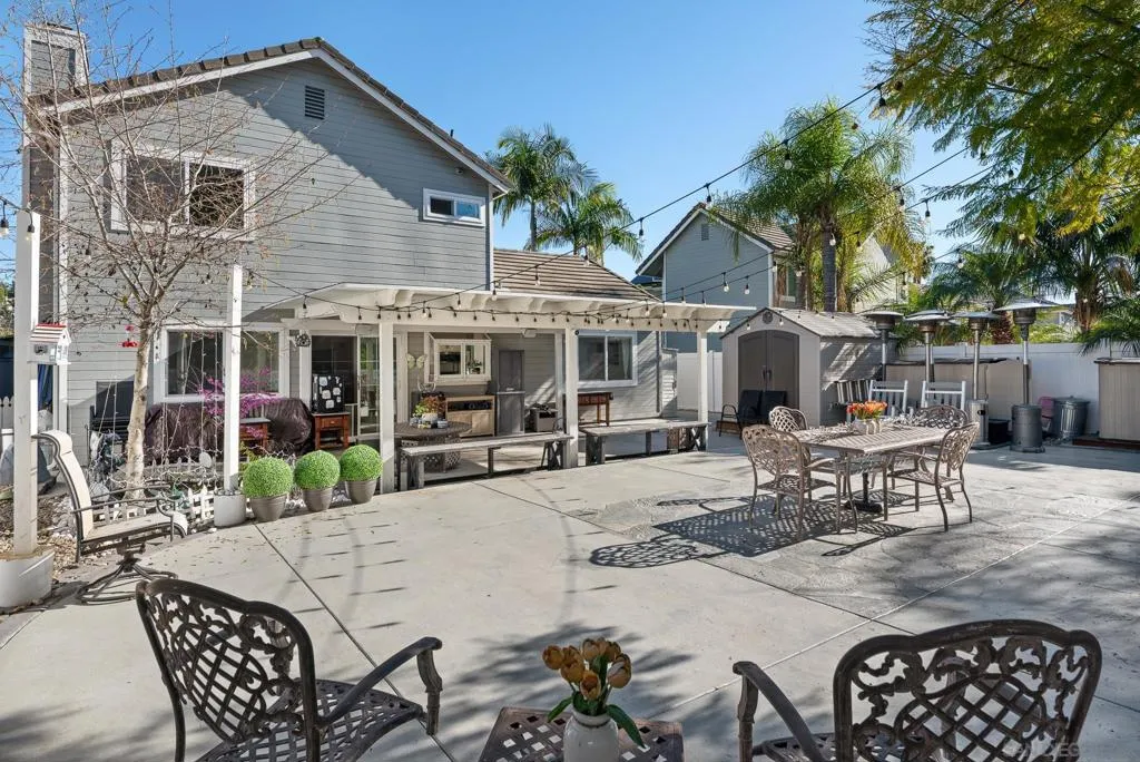 14192 Chicarita Creek Rd, San Diego, California 92128 home-pic-37