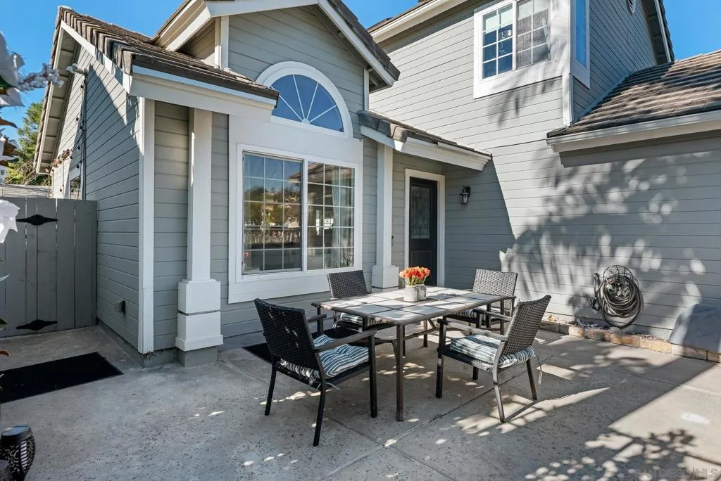 14192 Chicarita Creek Rd, San Diego, California 92128 home-pic-6