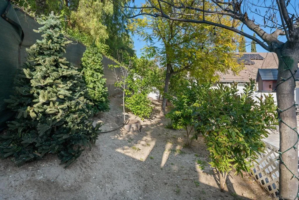 14192 Chicarita Creek Rd, San Diego, California 92128 home-pic-40
