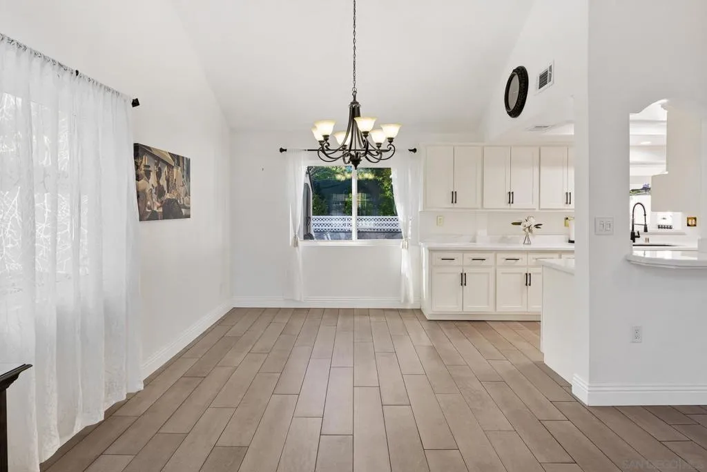 14192 Chicarita Creek Rd, San Diego, California 92128 home-pic-13