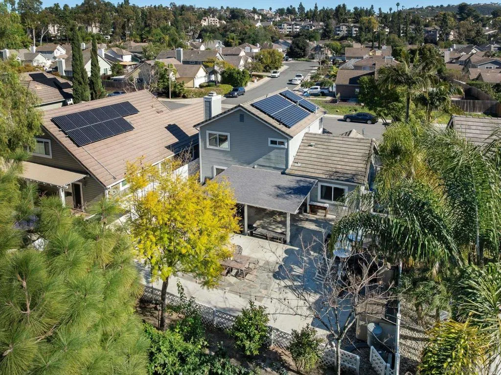 14192 Chicarita Creek Rd, San Diego, California 92128 home-pic-45