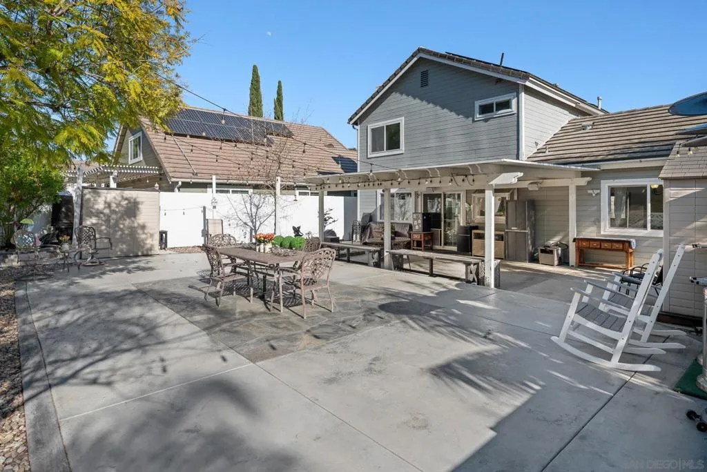 14192 Chicarita Creek Rd, San Diego, California 92128 home-pic-38