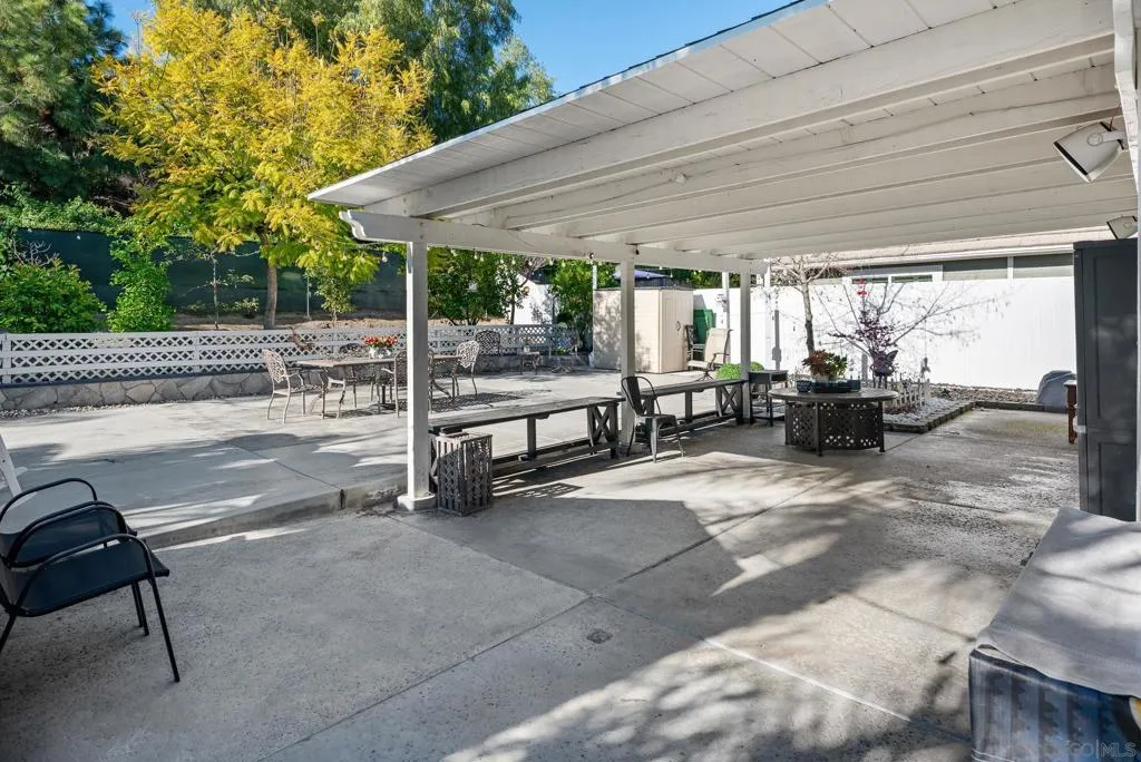 14192 Chicarita Creek Rd, San Diego, California 92128 home-pic-32
