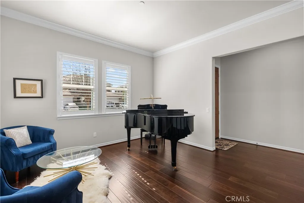 22385 Copper Mountain Court, Saugus, California 91350 home-pic-8