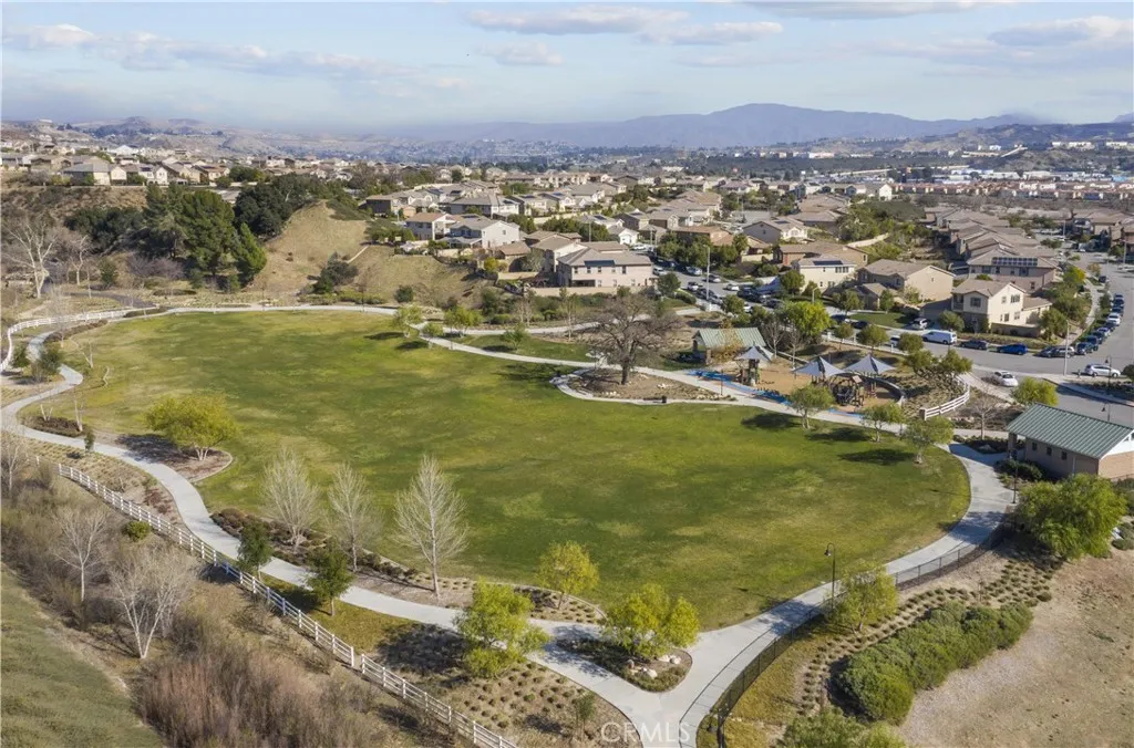 22385 Copper Mountain Court, Saugus, California 91350 home-pic-68