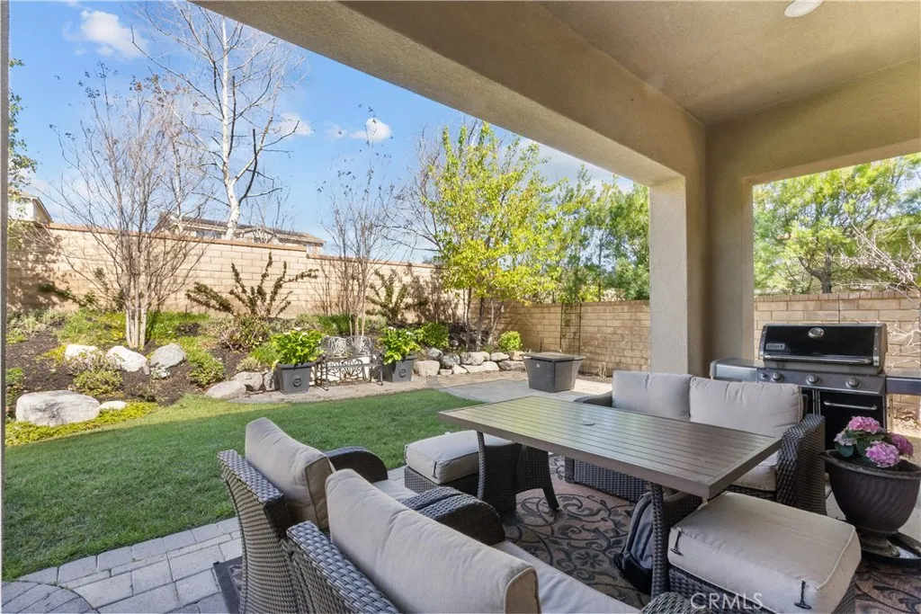 22385 Copper Mountain Court, Saugus, California 91350 home-pic-56