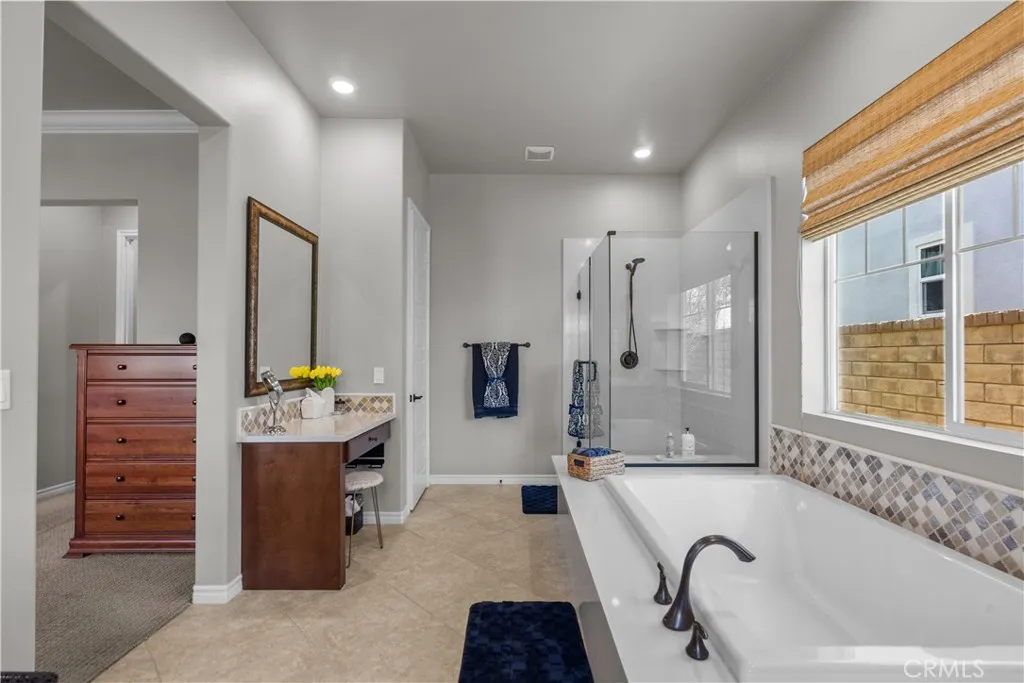 22385 Copper Mountain Court, Saugus, California 91350 home-pic-30