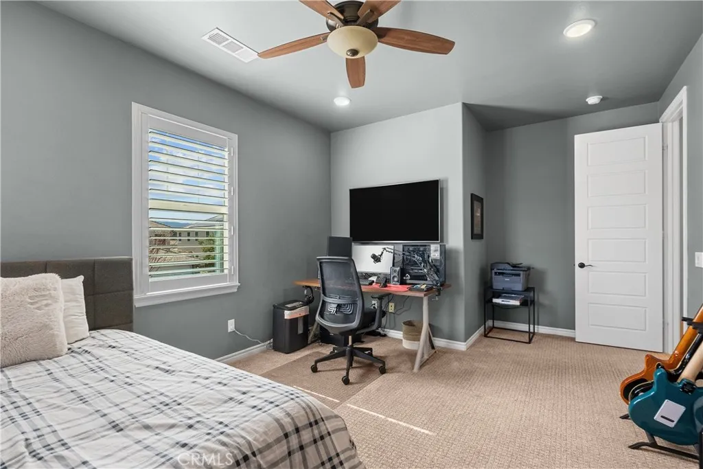 22385 Copper Mountain Court, Saugus, California 91350 home-pic-51