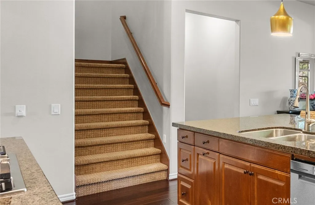 22385 Copper Mountain Court, Saugus, California 91350 home-pic-39