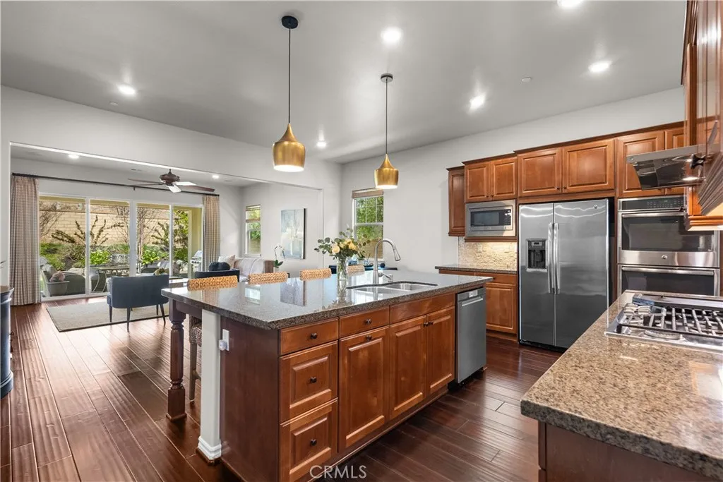 22385 Copper Mountain Court, Saugus, California 91350 home-pic-19