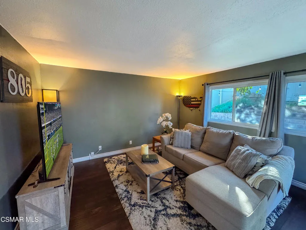 6579 Harvard Street, Moorpark, California 93021 home-pic-25