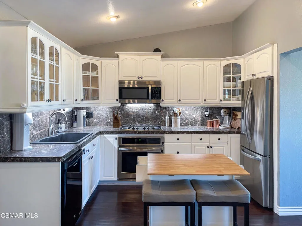 6579 Harvard Street, Moorpark, California 93021 home-pic-20