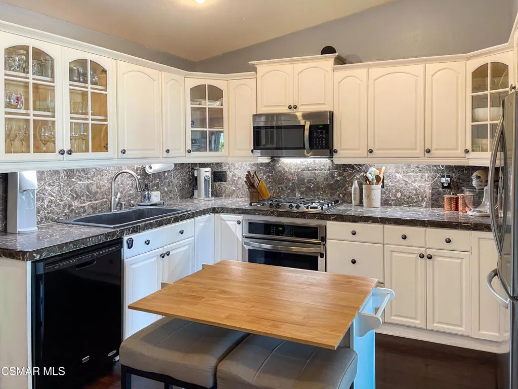 6579 Harvard Street, Moorpark, California 93021 home-pic-21