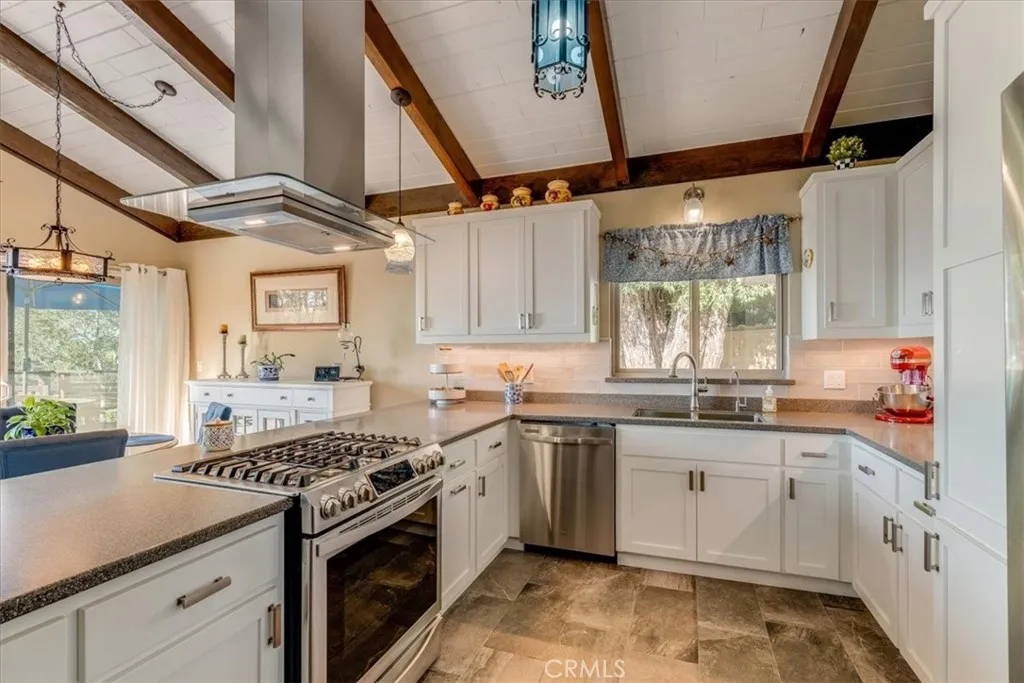679 Orlando, Cambria, California 93428 home-pic-16