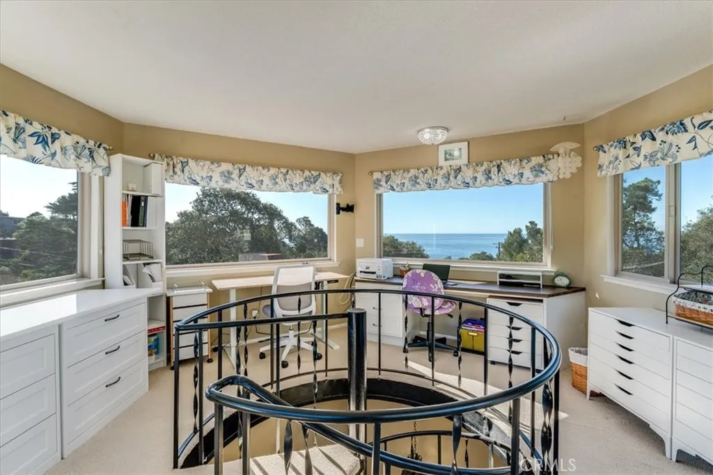 679 Orlando, Cambria, California 93428 home-pic-37