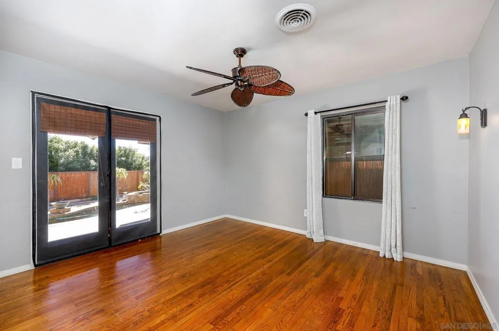 1427 Galveston St, San Diego, California 92110 home-pic-27