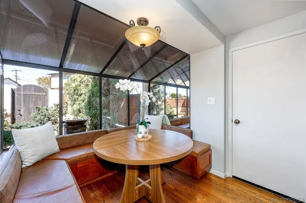 1427 Galveston St, San Diego, California 92110 home-pic-17
