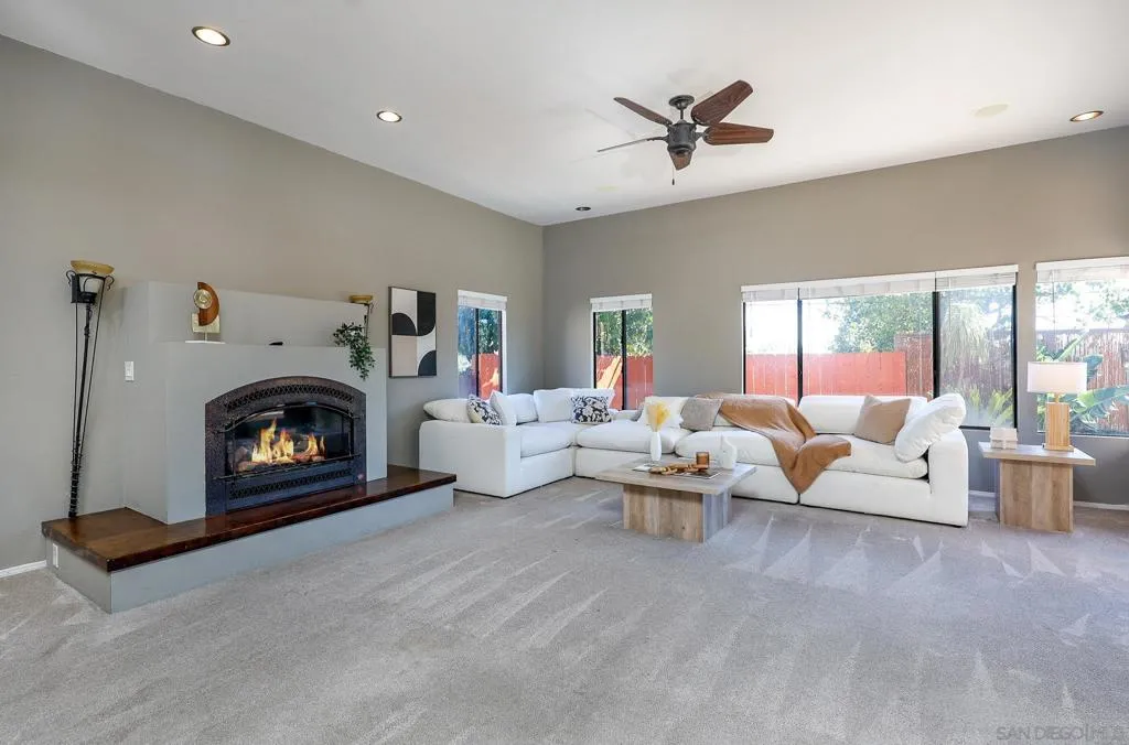 1427 Galveston St, San Diego, California 92110 home-pic-8