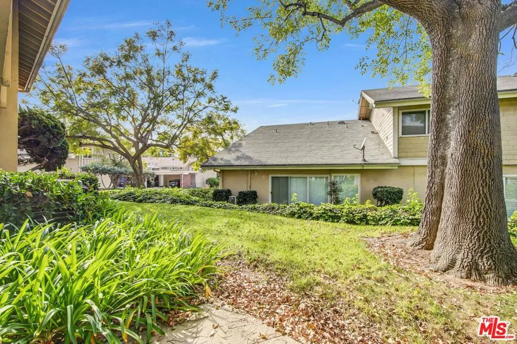 3500 W Manchester Boulevard 168, Inglewood, California 90305 home-pic-2