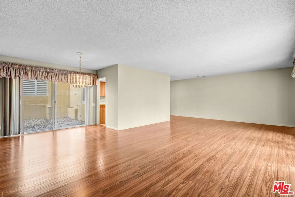 3500 W Manchester Boulevard 168, Inglewood, California 90305 home-pic-7