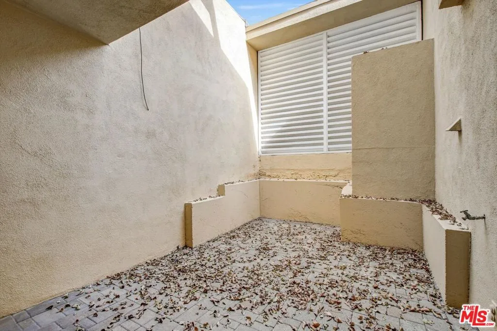 3500 W Manchester Boulevard 168, Inglewood, California 90305 home-pic-10