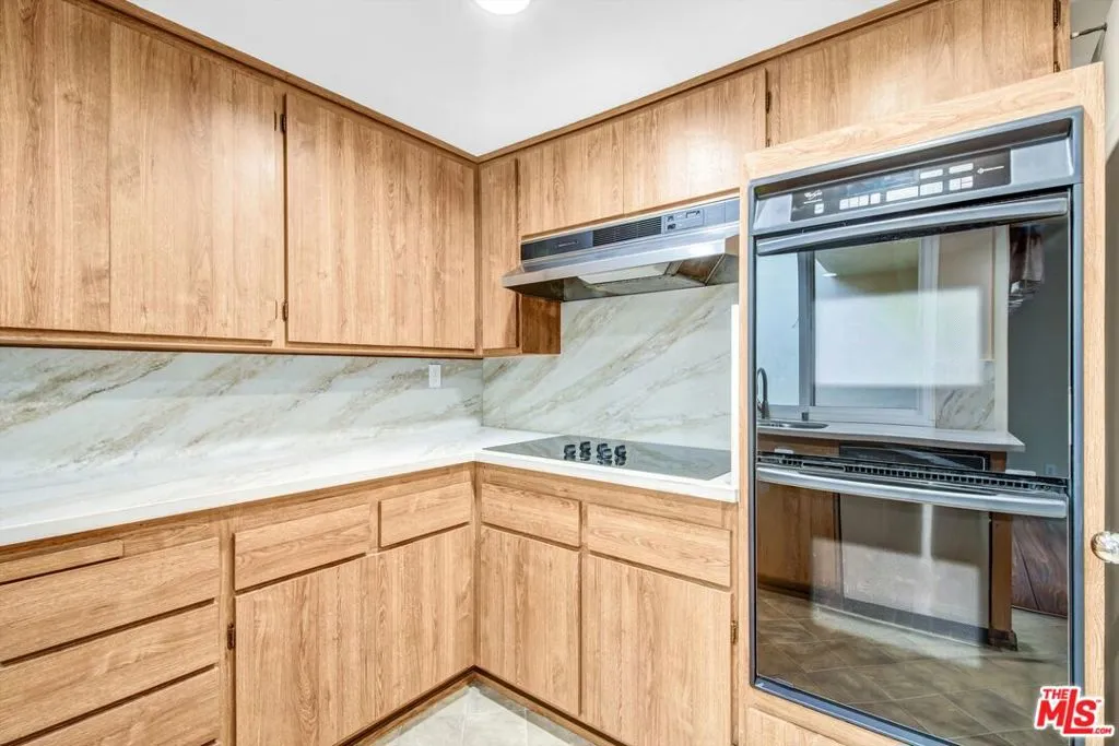 3500 W Manchester Boulevard 168, Inglewood, California 90305 home-pic-14