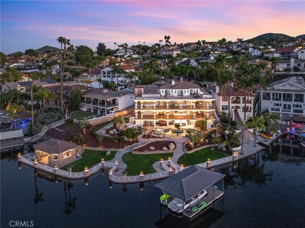 22250 Village Way, Canyon Lake, California 92587 home-pic-1