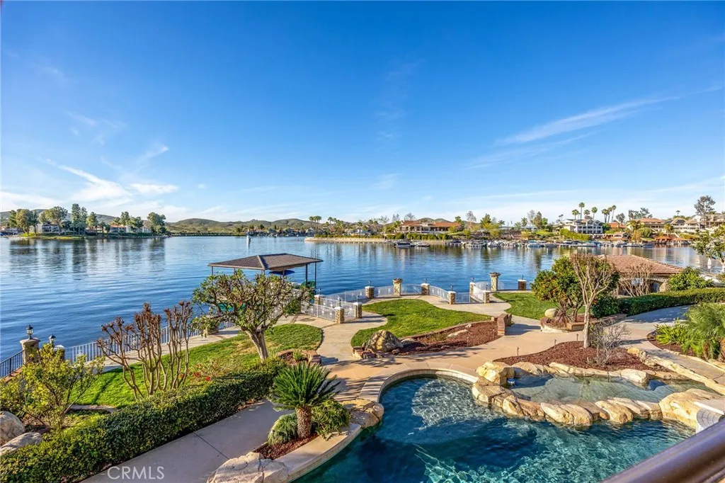 22250 Village Way, Canyon Lake, California 92587 home-pic-51