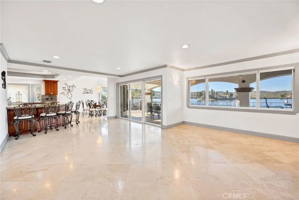 22250 Village Way, Canyon Lake, California 92587 home-pic-8