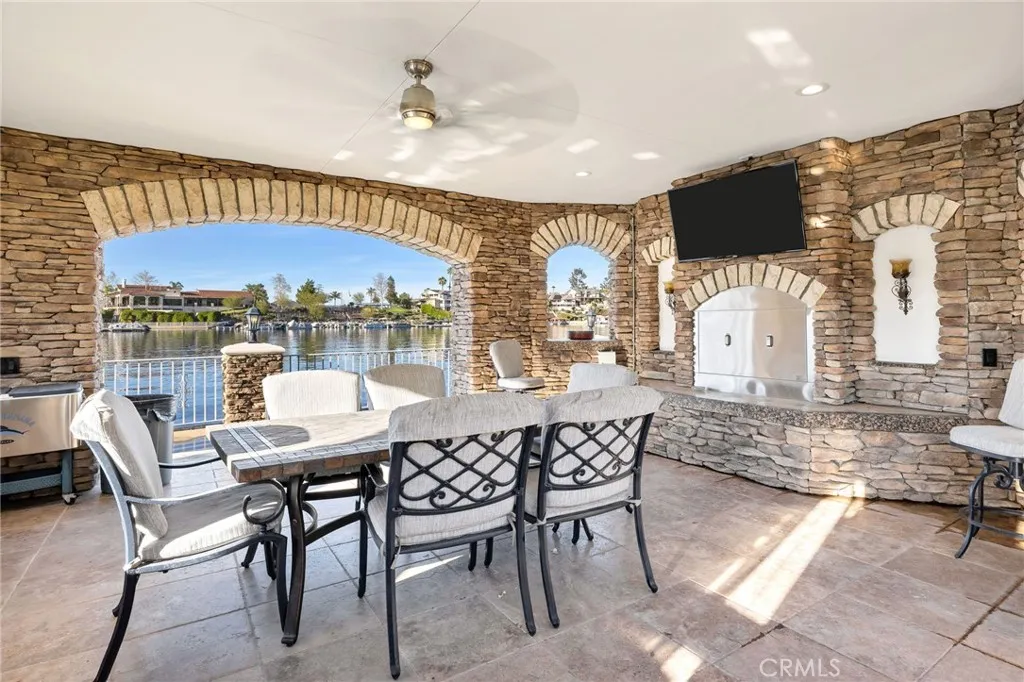 22250 Village Way, Canyon Lake, California 92587 home-pic-54