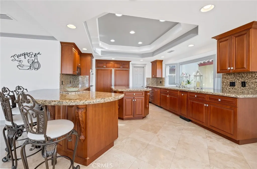 22250 Village Way, Canyon Lake, California 92587 home-pic-10