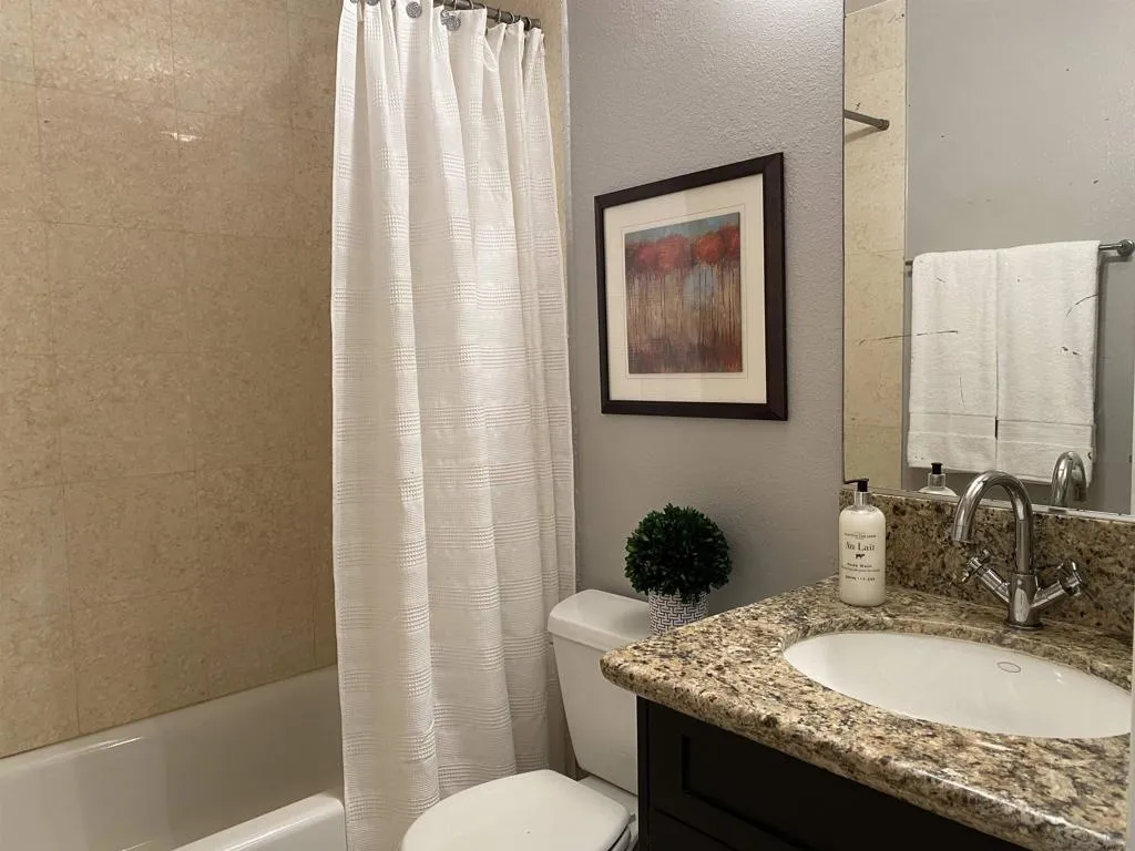 7405 Charmant 2324, San Diego, California 92122 home-pic-16