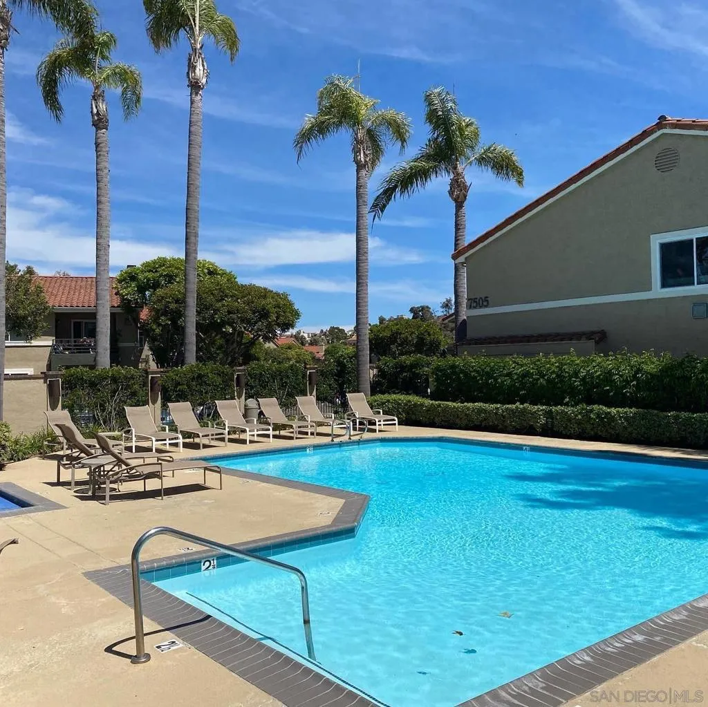 7405 Charmant 2324, San Diego, California 92122 home-pic-22