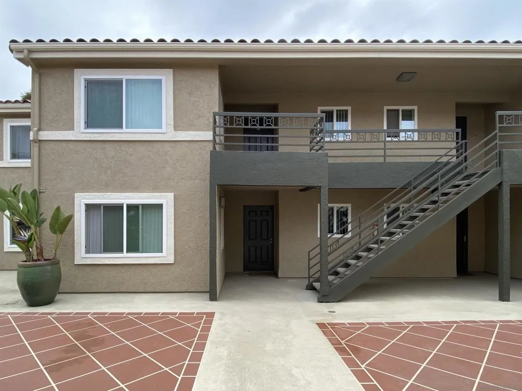 7405 Charmant 2324, San Diego, California 92122 home-pic-1