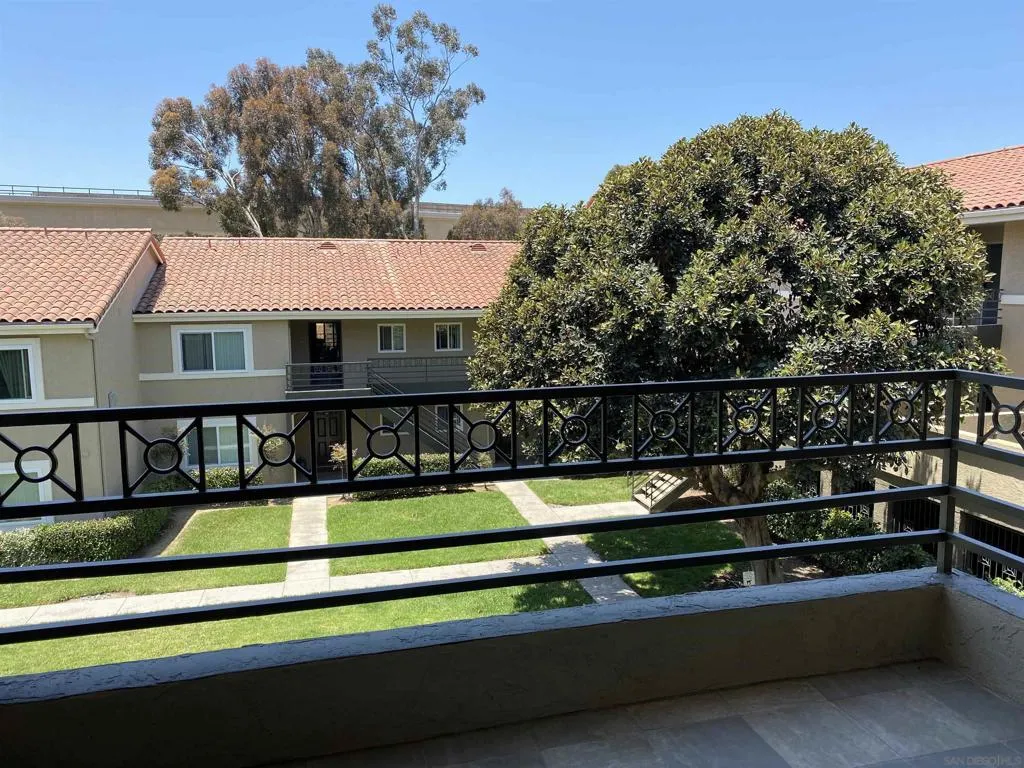 7405 Charmant 2324, San Diego, California 92122 home-pic-27