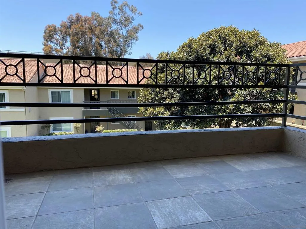 7405 Charmant 2324, San Diego, California 92122 home-pic-26