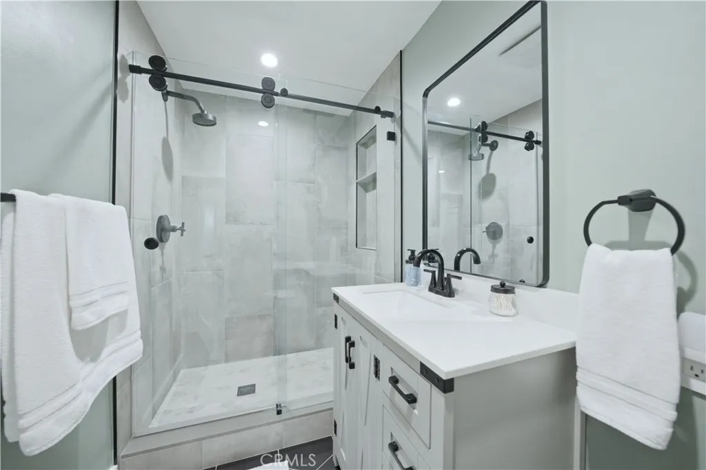 9524 La Serna, Whittier, California 90605 home-pic-29