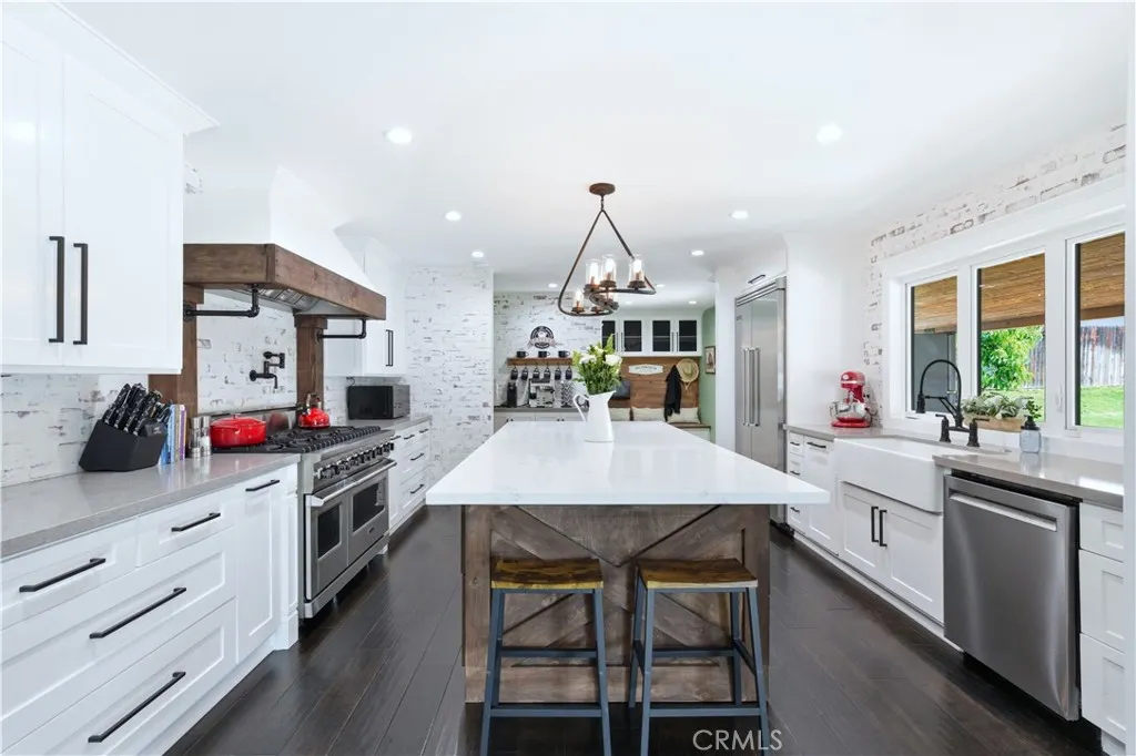 9524 La Serna, Whittier, California 90605 home-pic-16