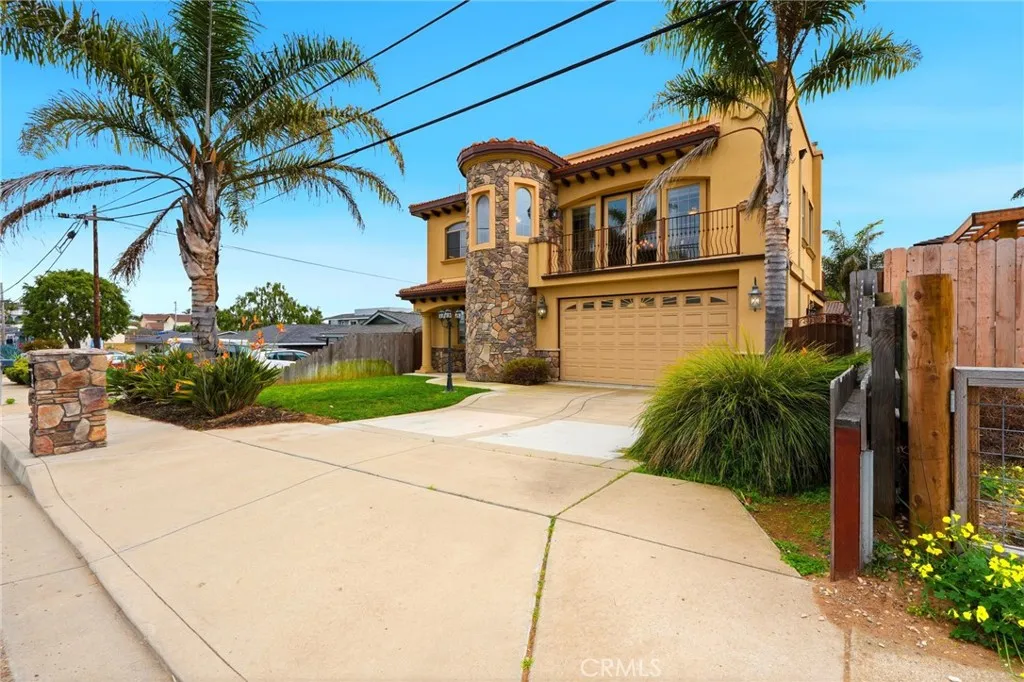 336 Brighton Avenue, Grover Beach, California 93433 home-pic-4