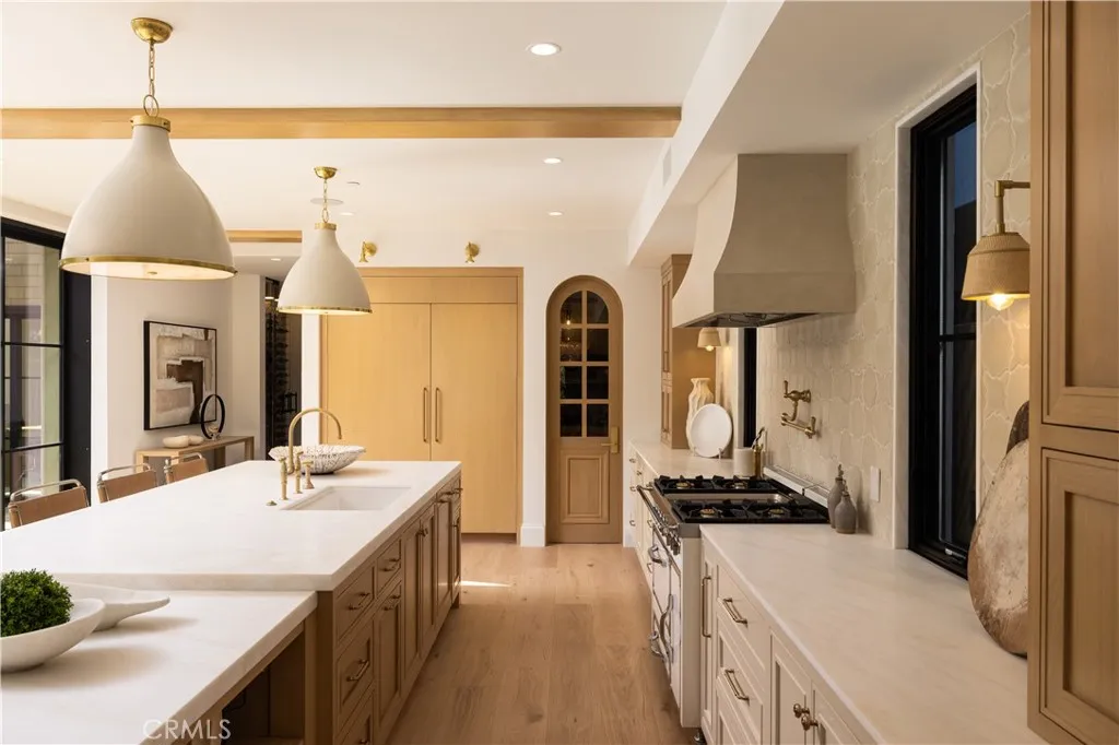301 Jasmine, Corona Del Mar, California 92625 home-pic-13
