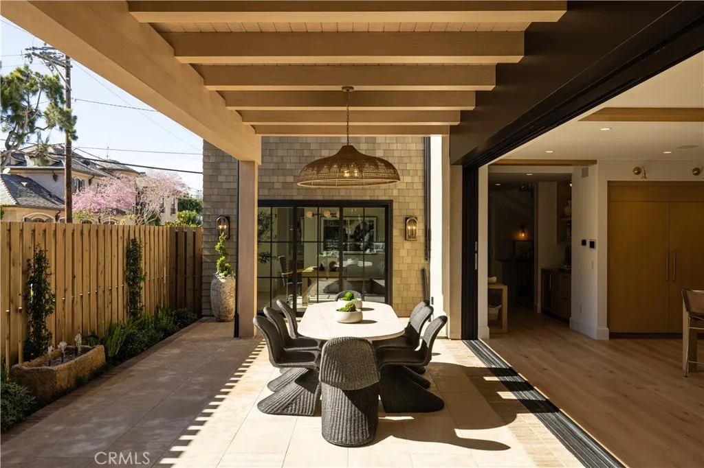 301 Jasmine, Corona Del Mar, California 92625 home-pic-4