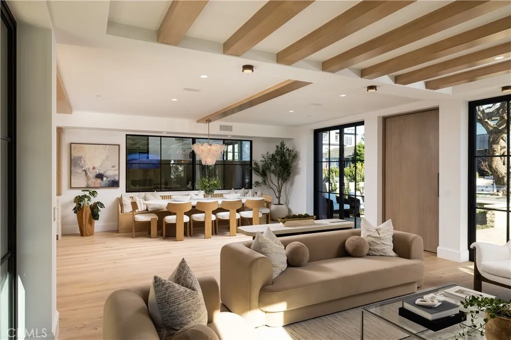 301 Jasmine, Corona Del Mar, California 92625 home-pic-18