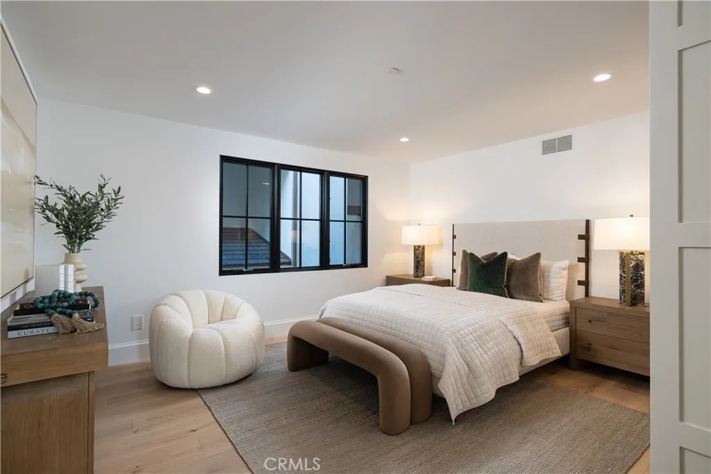 301 Jasmine, Corona Del Mar, California 92625 home-pic-32