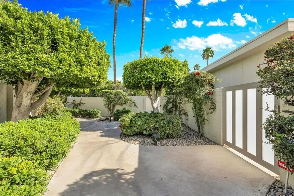 130 W Racquet Club Road 505, Palm Springs, California 92262 home-pic-3