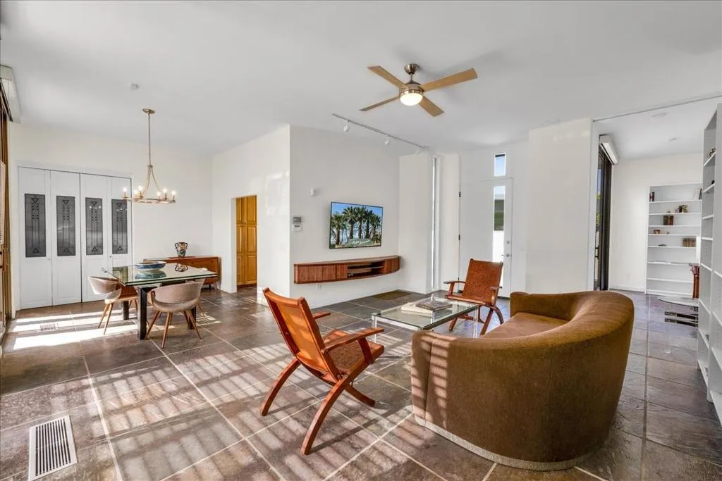 130 W Racquet Club Road 505, Palm Springs, California 92262 home-pic-8
