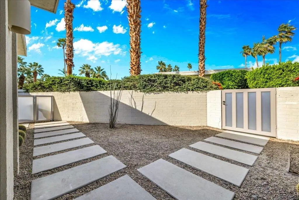 130 W Racquet Club Road 505, Palm Springs, California 92262 home-pic-7