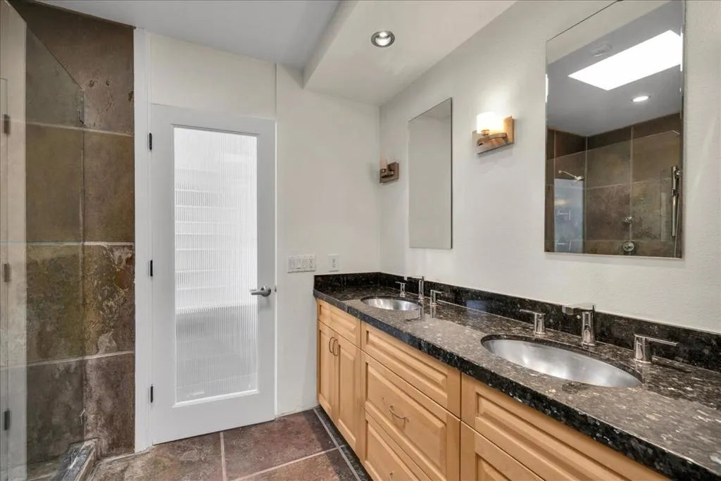 130 W Racquet Club Road 505, Palm Springs, California 92262 home-pic-26