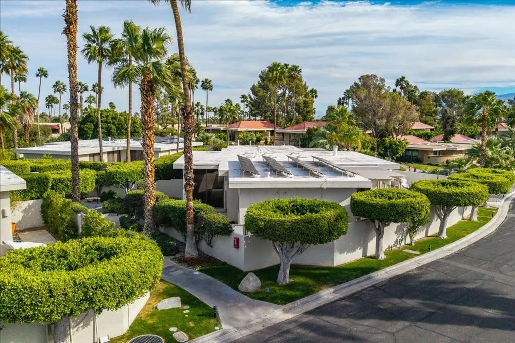 130 W Racquet Club Road 505, Palm Springs, California 92262 home-pic-38