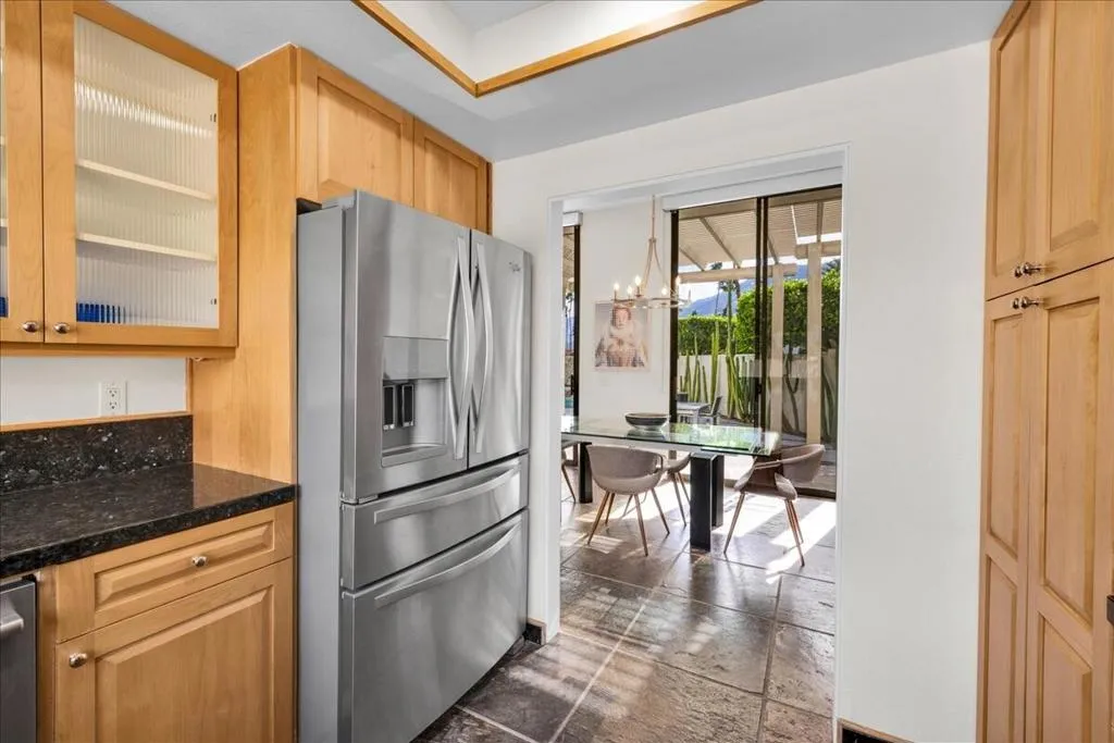 130 W Racquet Club Road 505, Palm Springs, California 92262 home-pic-14