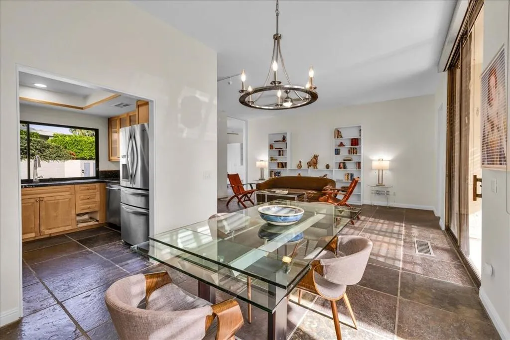 130 W Racquet Club Road 505, Palm Springs, California 92262 home-pic-11